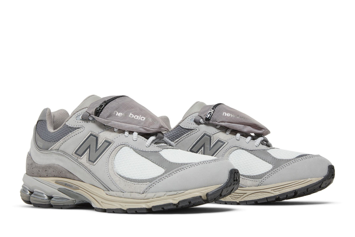 New Balance 2002R Grey Pocket sneaker afbeelding 8 - stylecode M2002RVC