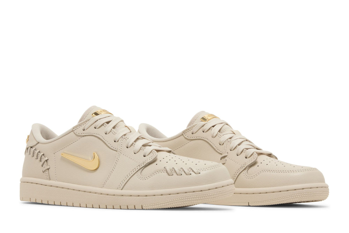 Jordan 1 Low Method of Make Legend Light Brown (Women's) sneaker afbeelding 8 - stylecode FN5032-200