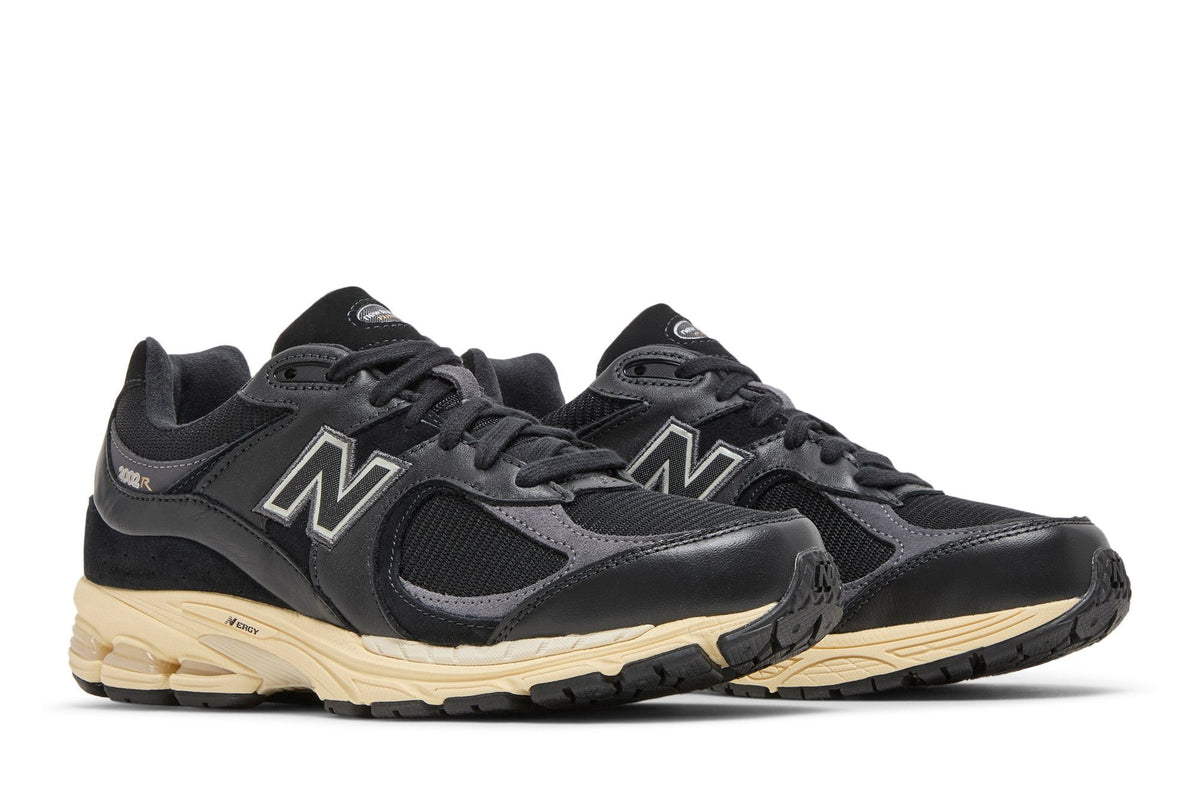 New Balance 2002R Black Vintage sneaker afbeelding 8 - stylecode M2002RIB