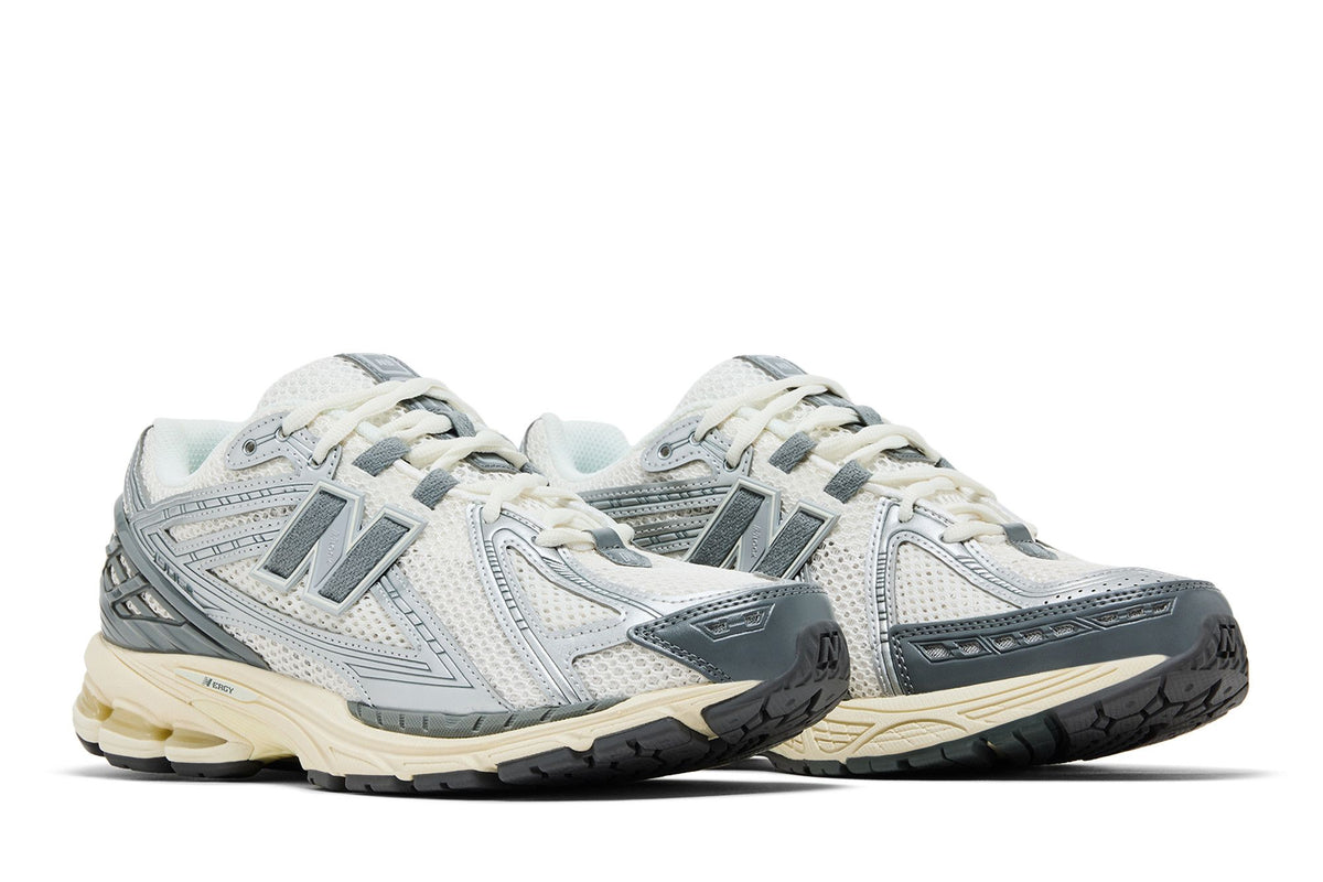 New Balance 1906R Moonrock Silver sneaker afbeelding 8 - stylecode M1906RFS