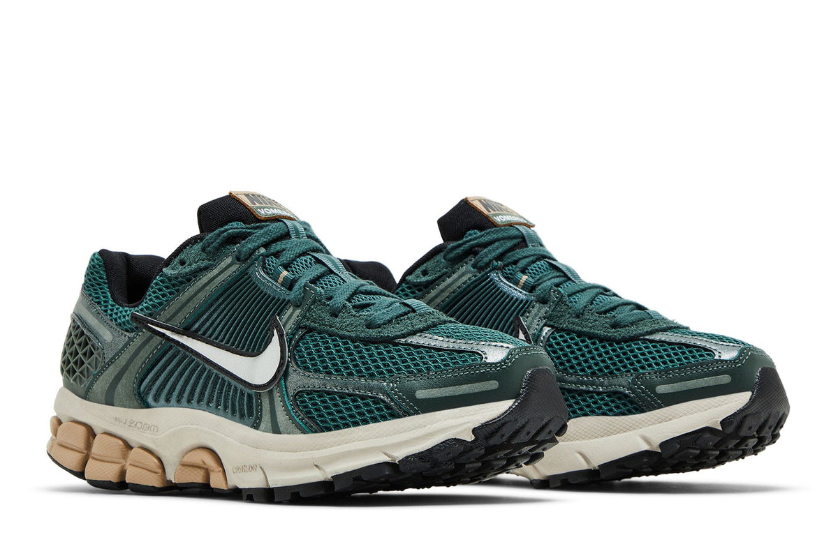 Nike Zoom Vomero 5 Vintage Green Light Orewood Brown Hemp Chrome (Women's) sneaker afbeelding 8 - stylecode FN6742-300