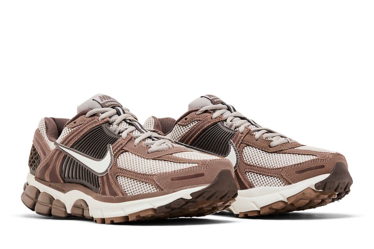 Nike Zoom Vomero 5 Mink Brown sneaker afbeelding 8 - stylecode HF1553-004