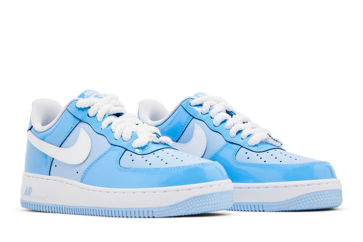 Nike Air Force 1 Low '07 LV8 Phychic Blue White Patent sneaker afbeelding 8 - stylecode HV9405-400