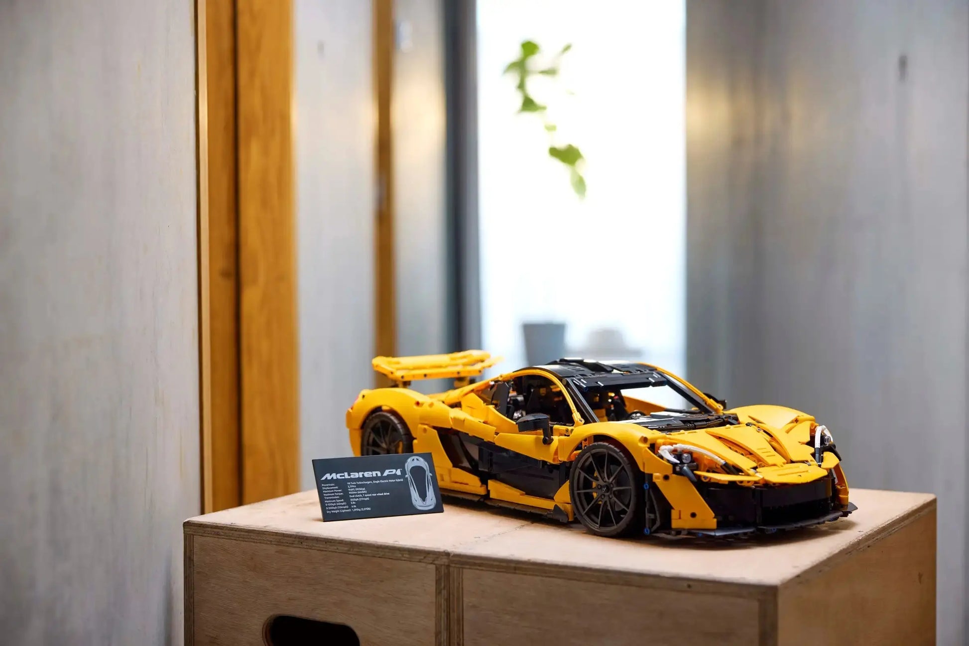 LEGO Technic - McLaren P1™ hypercar - 42172 - HYP3