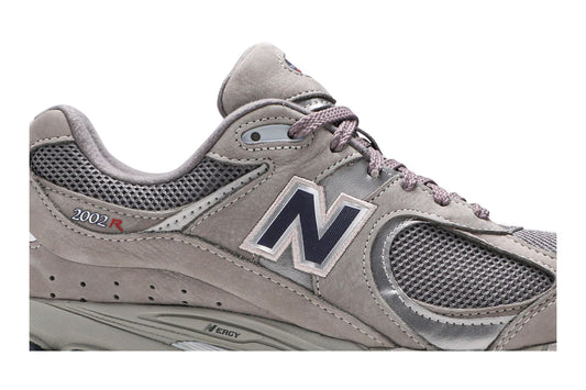 New Balance 2002R Light Grey sneaker afbeelding 2 - stylecode ML2002RA