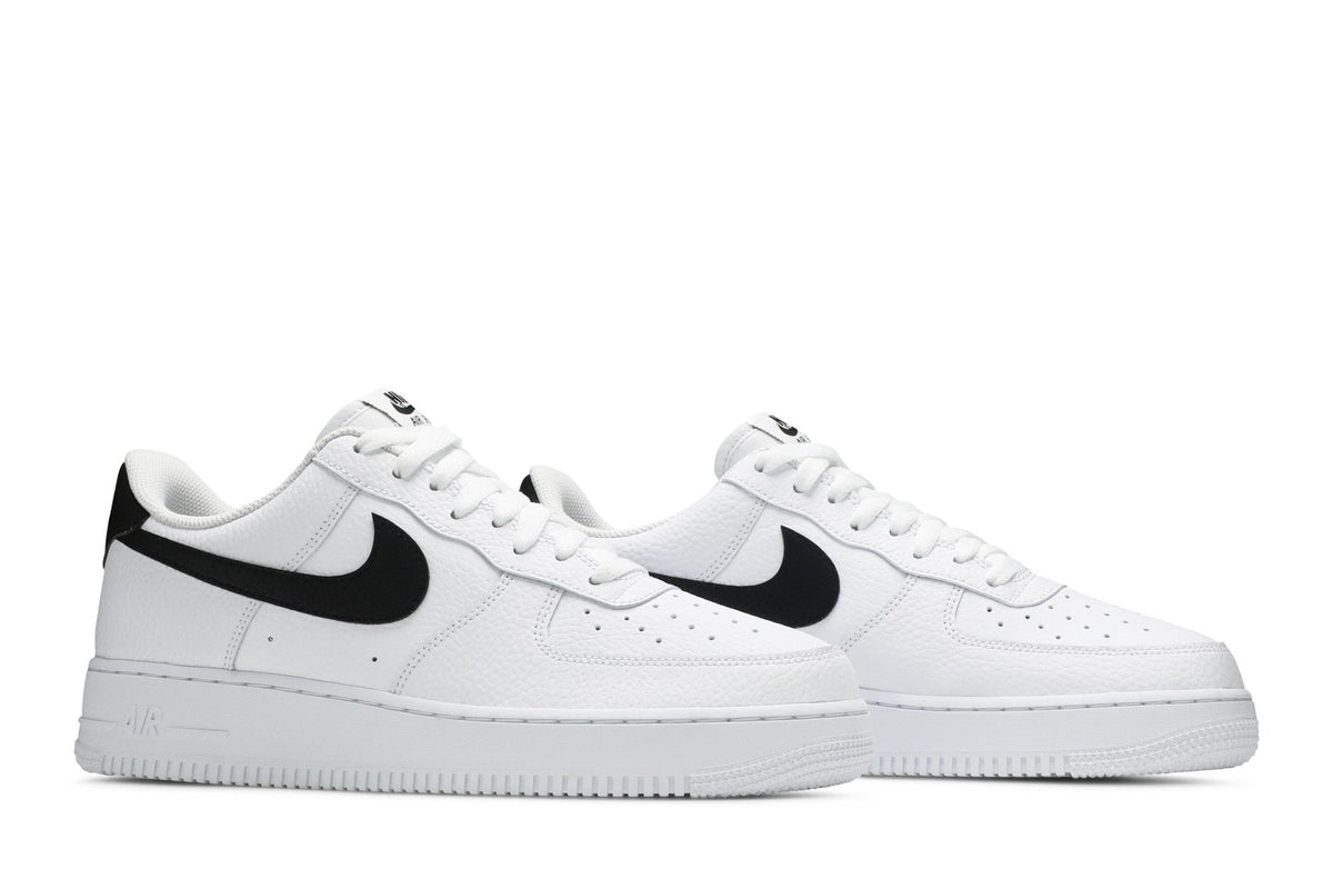 Nike Air Force 1 Low '07 White Black Pebbled Leather sneaker afbeelding 8 - stylecode CT2302-100