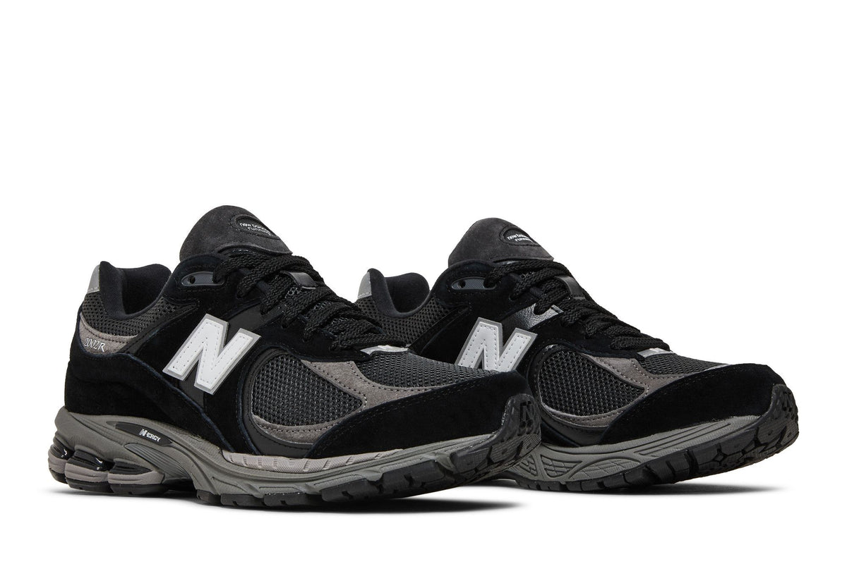 New Balance 2002R Black Dark Grey White sneaker afbeelding 8 - stylecode M2002RR1