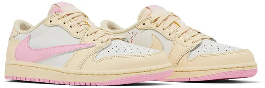 Jordan 1 Retro Low OG SP Travis Scott Shy Pink sneaker voorkant