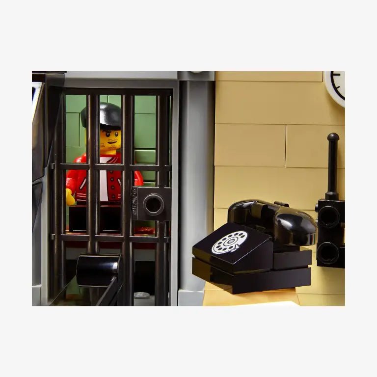 LEGO Icons Politiebureau - 10278 - Modulaire Gebouwen - Creator Expert - HYP3