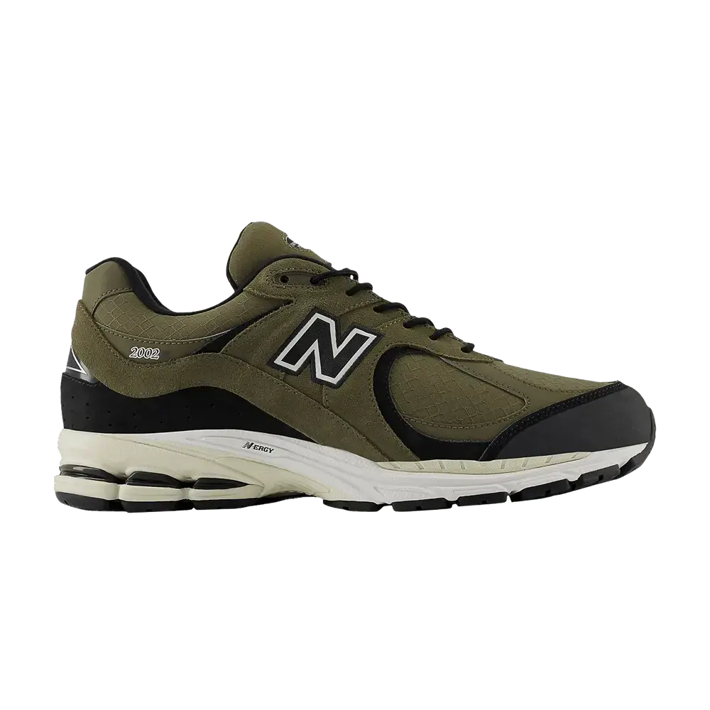 New Balance 2002R Gore-Tex Olive sneaker 1 - stylecode M2002RXU