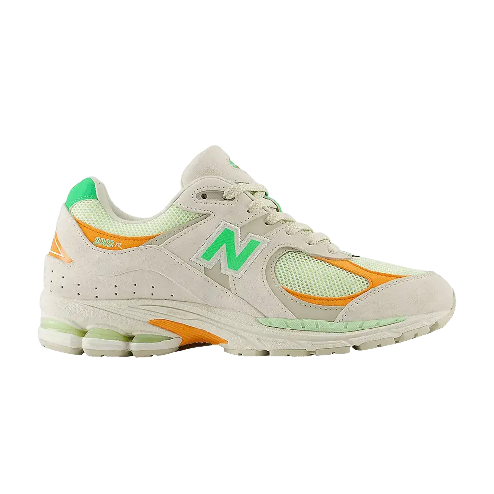 New Balance 2002R Linen Green Apple sneaker 1 - stylecode U2002RZD