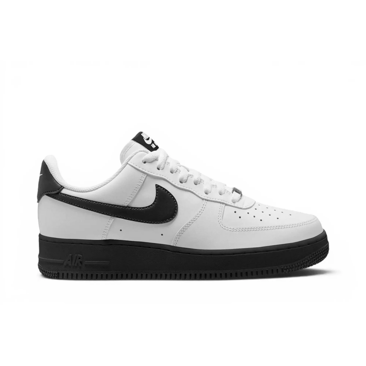 Nike Air Force 1 Low '07 White Black (2026) sneaker 1 - stylecode FJ4146-129
