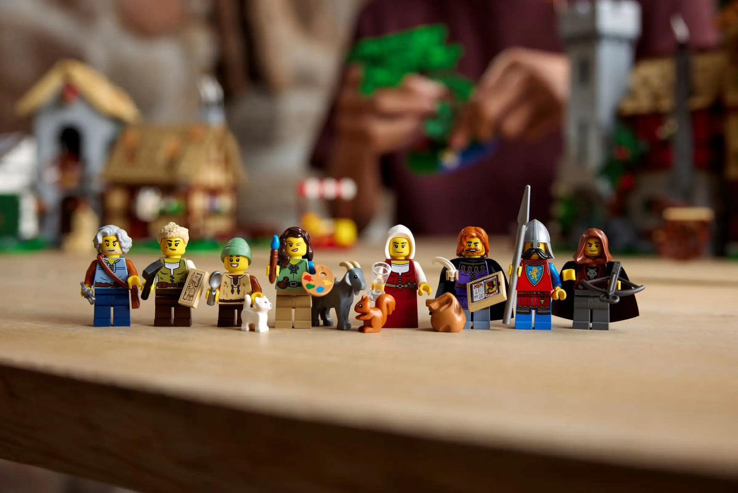 LEGO Icons Middeleeuws stadsplein (10332)
