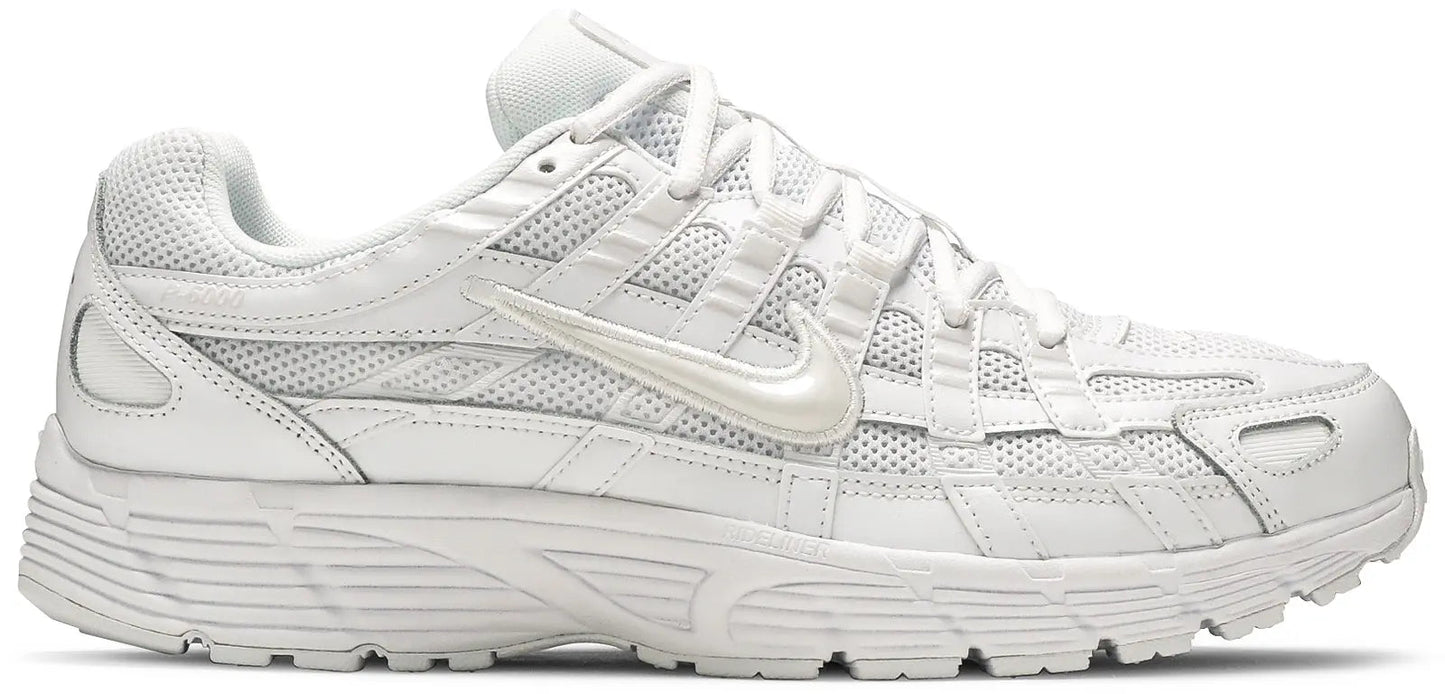 Nike P-6000 Triple White zijkant rechts