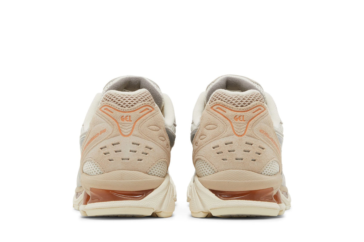 ASICS Gel-Kayano 14 Birch Clay Grey sneaker afbeelding 6 - stylecode 1201A161-200