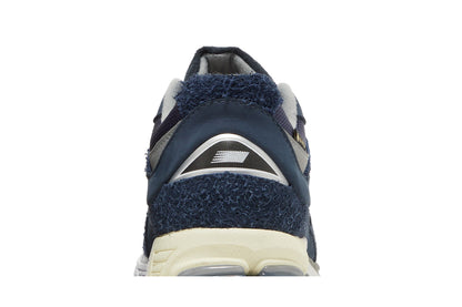New Balance 2002R Invincible x N.Hoolywood Gore-Tex Navy sneaker afbeelding 7 - stylecode M2002RXH