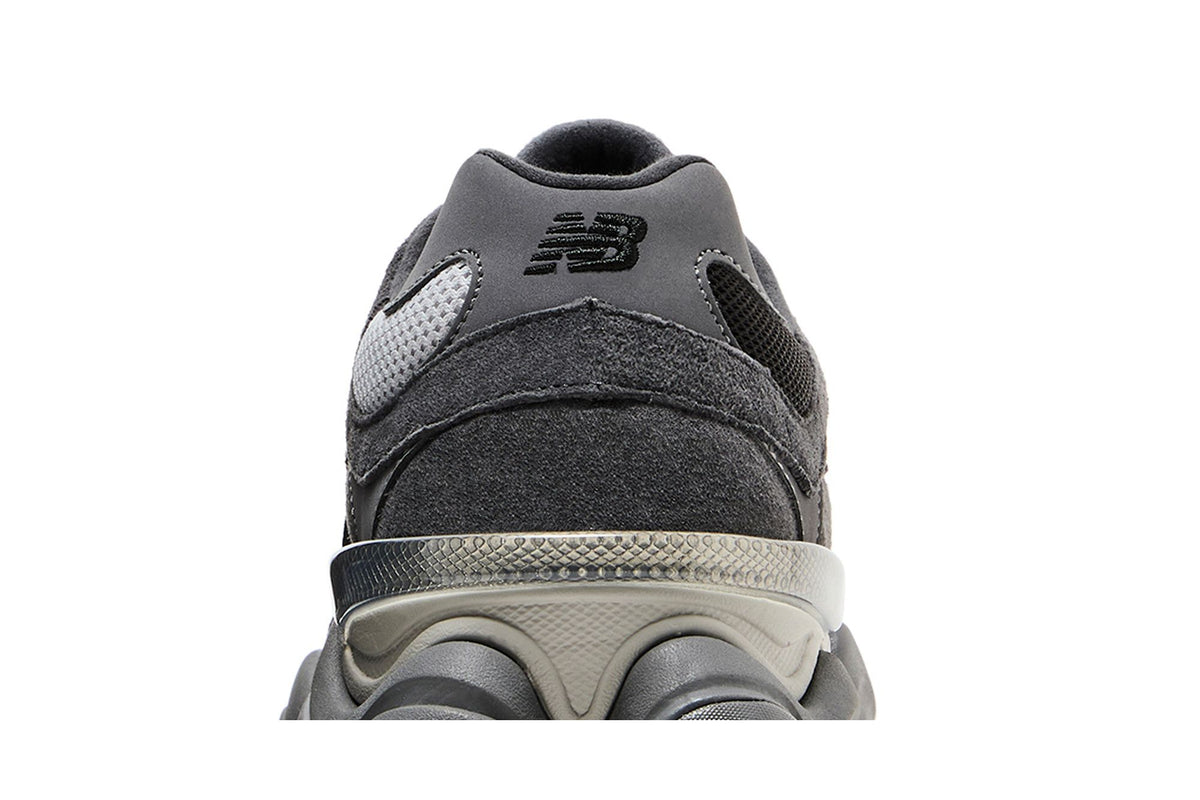 New Balance 9060 Black Castlerock Grey sneaker afbeelding 7 - stylecode U9060BLK