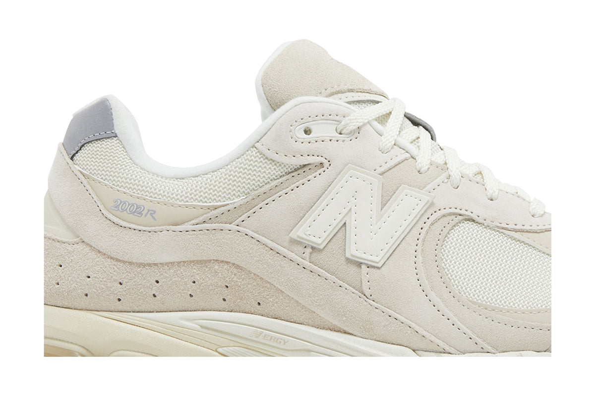 New Balance 2002R Off White sneaker afbeelding 2 - stylecode M2002RCC