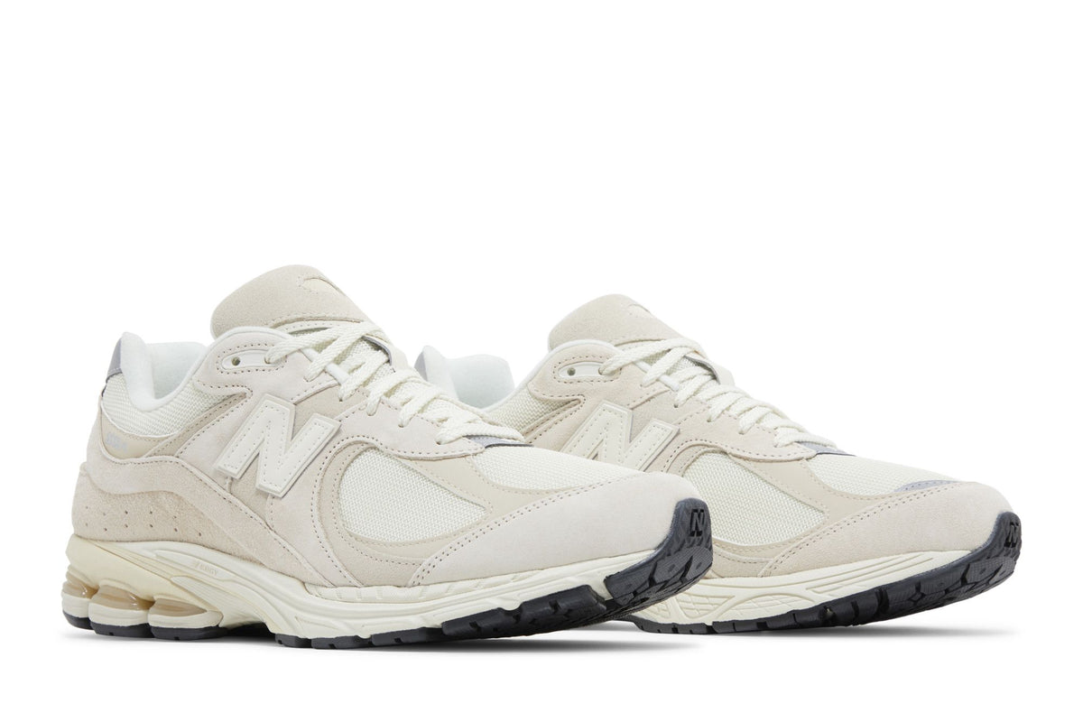 New Balance 2002R Off White sneaker afbeelding 8 - stylecode M2002RCC