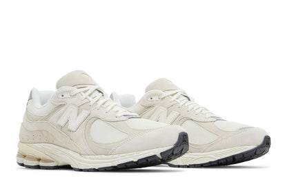 New Balance 2002R Off White sneaker afbeelding 8 - stylecode M2002RCC