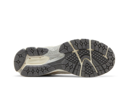 New Balance 2002R Rain Cloud sneaker afbeelding 4 - stylecode M2002RSA