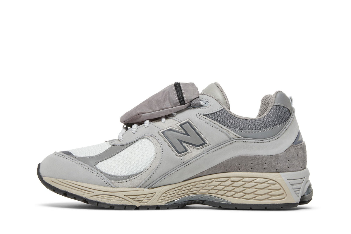 New Balance 2002R Grey Pocket sneaker afbeelding 3 - stylecode M2002RVC