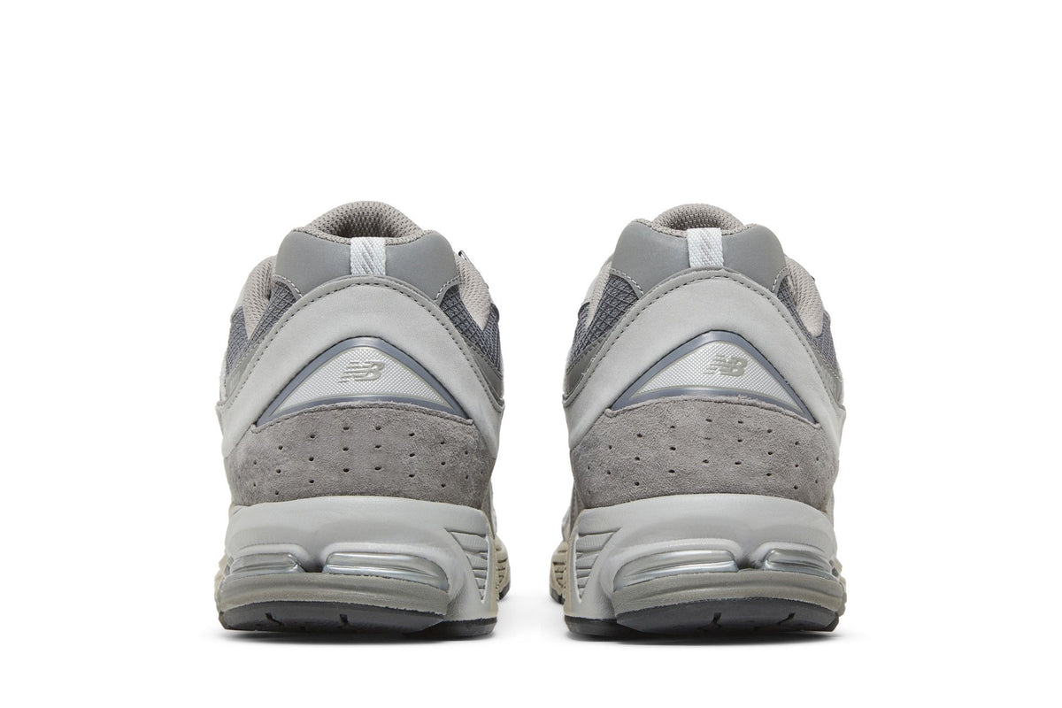 New Balance 2002R Grey Pocket sneaker afbeelding 6 - stylecode M2002RVC