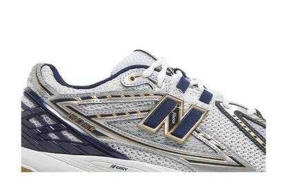 New Balance 1906R White Navy Gold sneaker afbeelding 2 - stylecode M1906RG