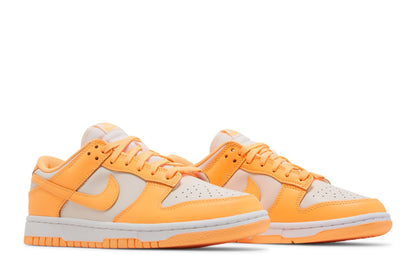Nike Dunk Low Peach Cream (Women's) sneaker afbeelding 8 - stylecode DD1503-801