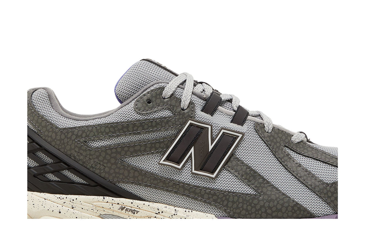 New Balance 1906R atmos Tokyo Dimension sneaker afbeelding 2 - stylecode M1906RAT