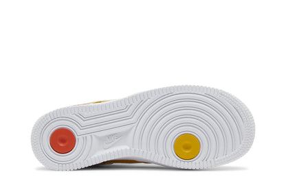 Nike Air Force 1 Low '07 SE 40th Anniversary Yellow Ochre Mini Swoosh (Women's) sneaker afbeelding 4 - stylecode DQ7582-700