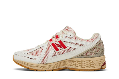 New Balance 1906R White Red sneaker afbeelding 3 - stylecode M1906RO