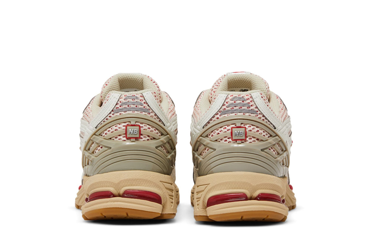 New Balance 1906R White Red sneaker afbeelding 6 - stylecode M1906RO
