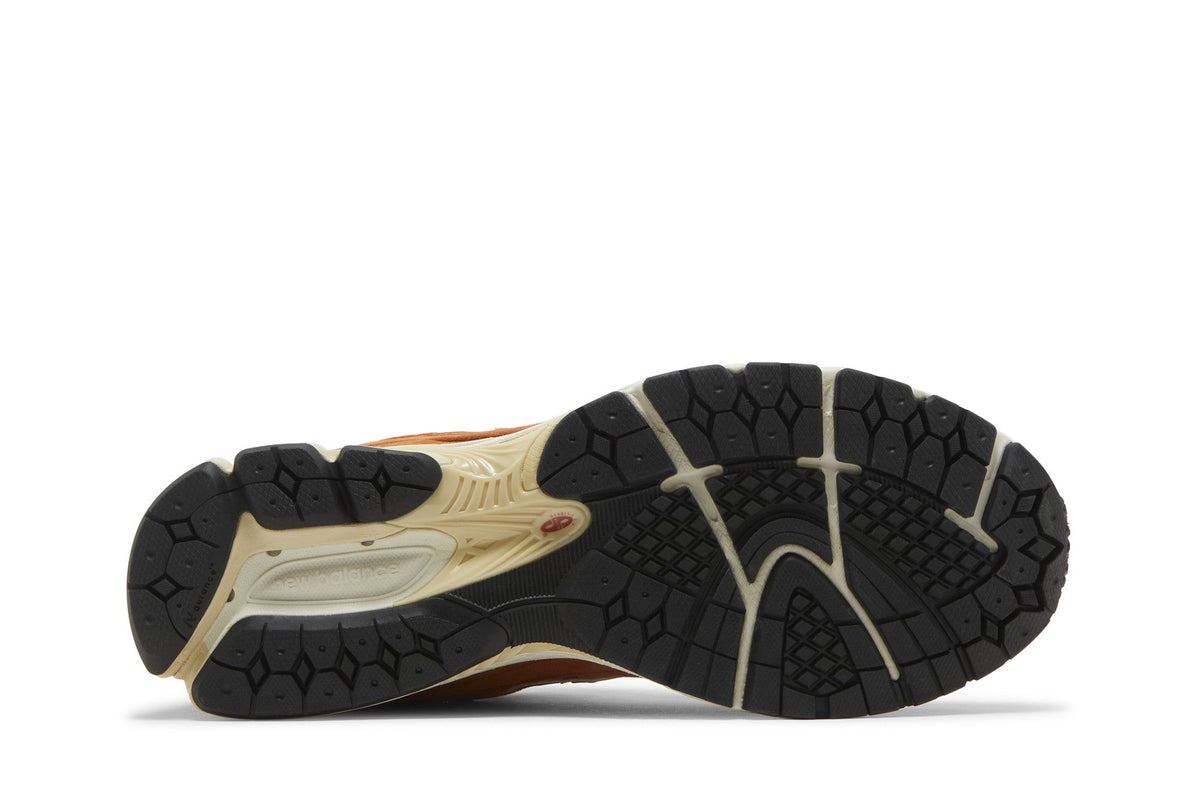 New Balance 2002R Rust Oxide sneaker afbeelding 4 - stylecode M2002RCB