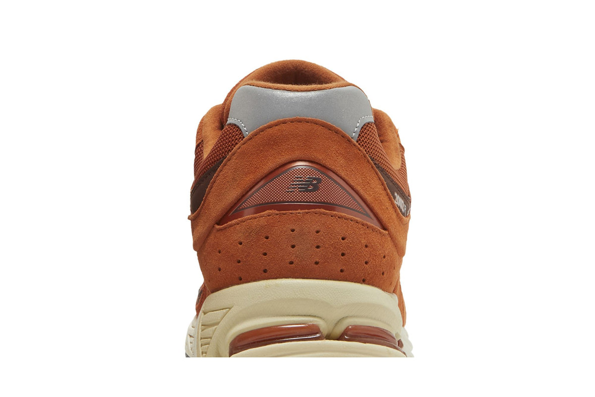 New Balance 2002R Rust Oxide sneaker afbeelding 7 - stylecode M2002RCB