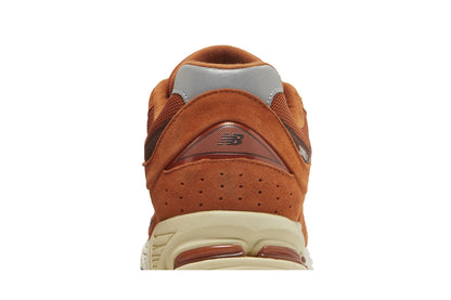 New Balance 2002R Rust Oxide sneaker afbeelding 7 - stylecode M2002RCB