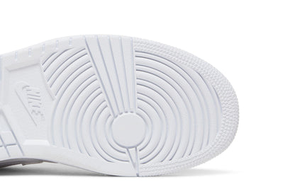Jordan 1 Low Triple White (2022) (Women's) sneaker afbeelding 5 - stylecode DV0990-111