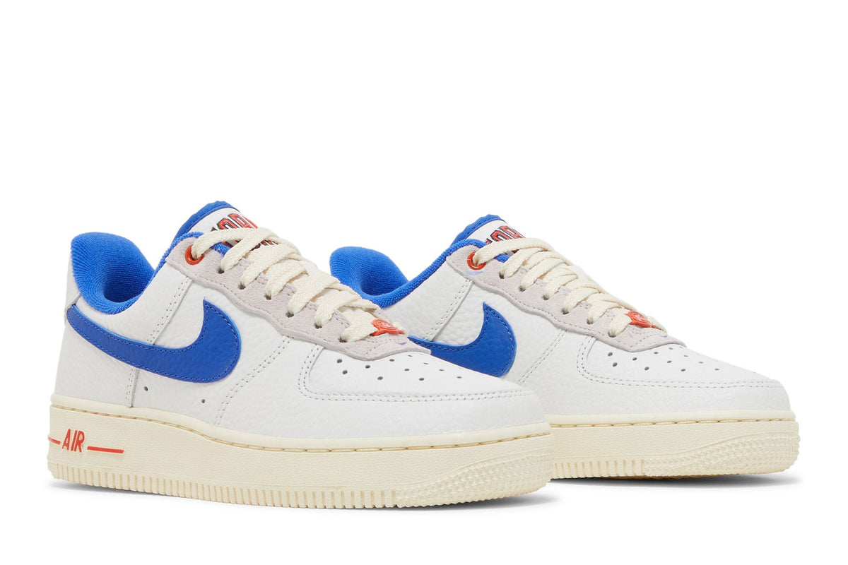 Nike Air Force 1 Low '07 LX Command Force University Blue Summit White (Women's) sneaker afbeelding 8 - stylecode DR0148-100