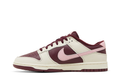 Nike Dunk Low Retro PRM Valentine's Day (2023) sneaker afbeelding 3 - stylecode DR9705-100