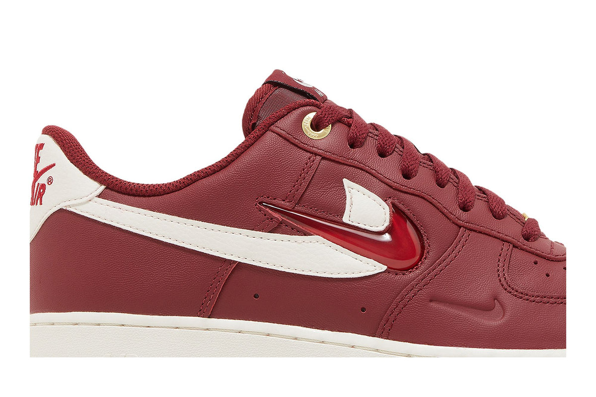Nike Air Force 1 Low '07 PRM Greatest Hits Pack Team Red sneaker afbeelding 2 - stylecode DQ7664-600