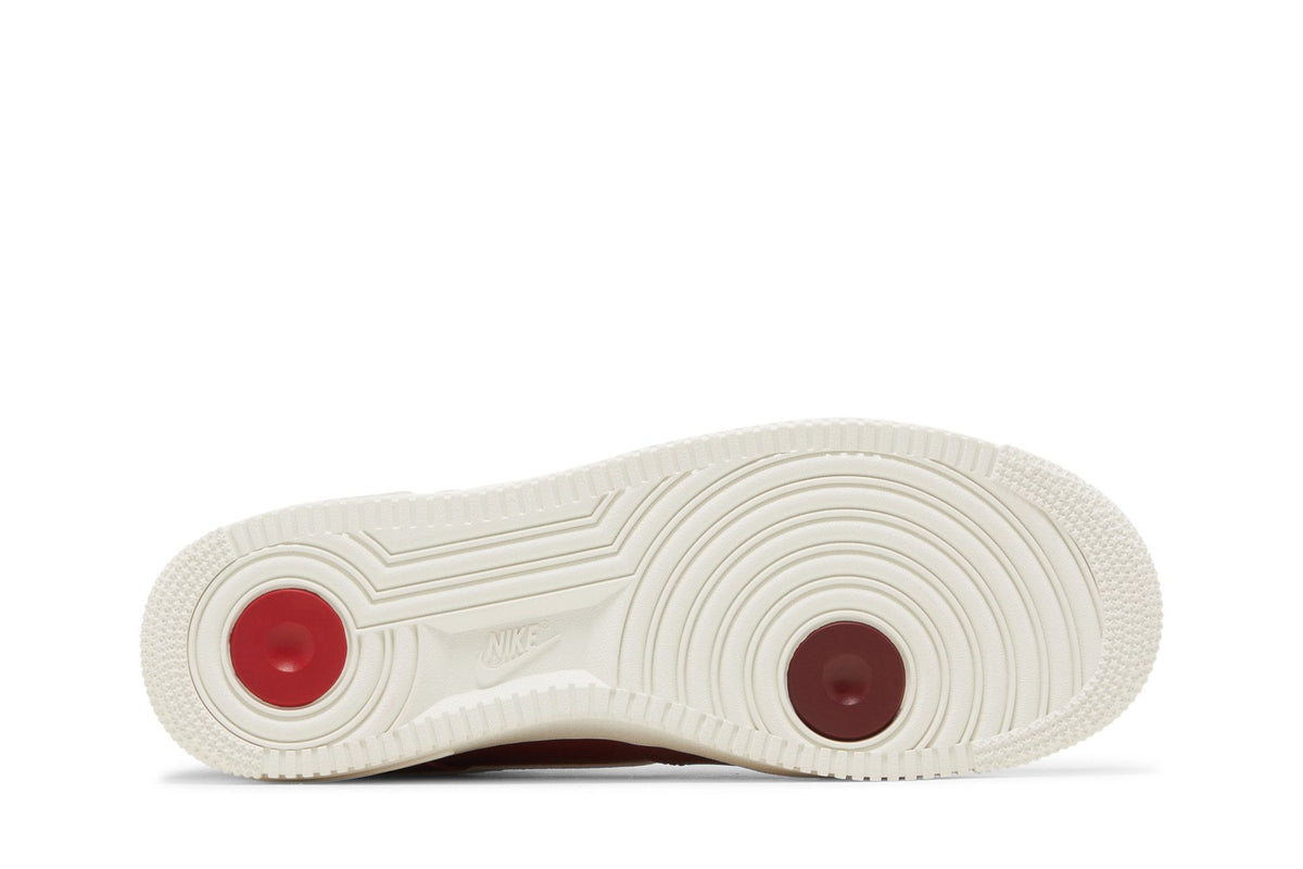 Nike Air Force 1 Low '07 PRM Greatest Hits Pack Team Red sneaker afbeelding 4 - stylecode DQ7664-600