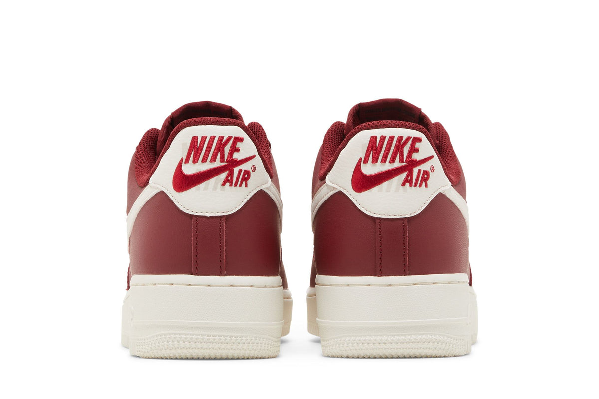 Nike Air Force 1 Low '07 PRM Greatest Hits Pack Team Red sneaker afbeelding 6 - stylecode DQ7664-600