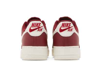 Nike Air Force 1 Low '07 PRM Greatest Hits Pack Team Red sneaker afbeelding 6 - stylecode DQ7664-600