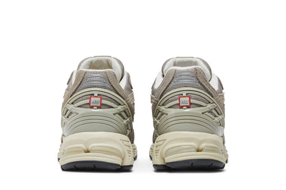 New Balance 1906R Beige Cream sneaker afbeelding 6 - stylecode M1906RL