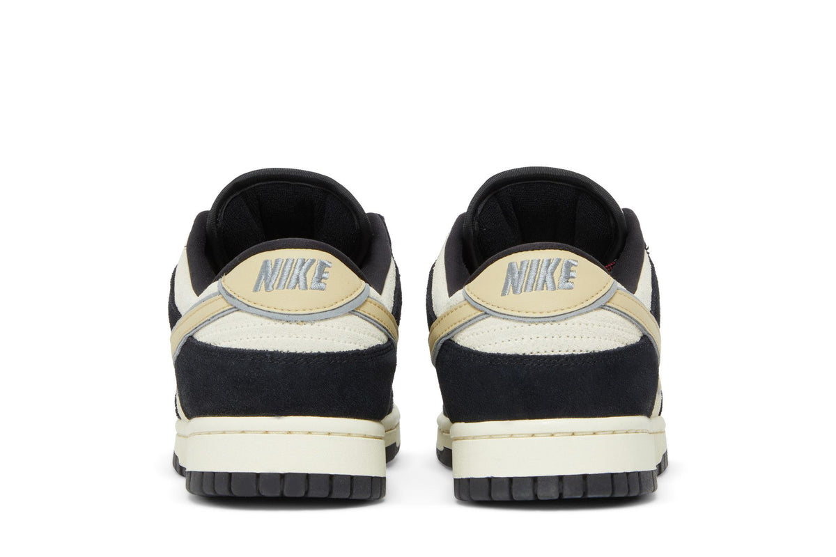 Nike Dunk Low LX Black Suede Team Gold (Women's) sneaker afbeelding 6 - stylecode DV3054-001