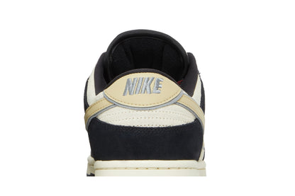 Nike Dunk Low LX Black Suede Team Gold (Women's) sneaker afbeelding 7 - stylecode DV3054-001