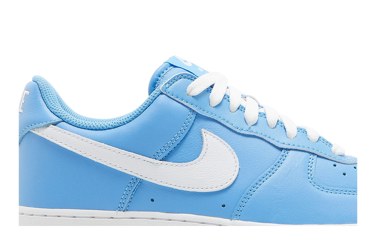 Nike Air Force 1 Low '07 Retro Color of the Month University Blue sneaker afbeelding 2 - stylecode DM0576-400