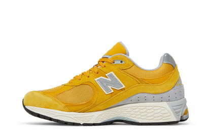 New Balance 2002R Egg Yolk sneaker afbeelding 3 - stylecode M2002RHT