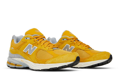 New Balance 2002R Egg Yolk sneaker afbeelding 8 - stylecode M2002RHT