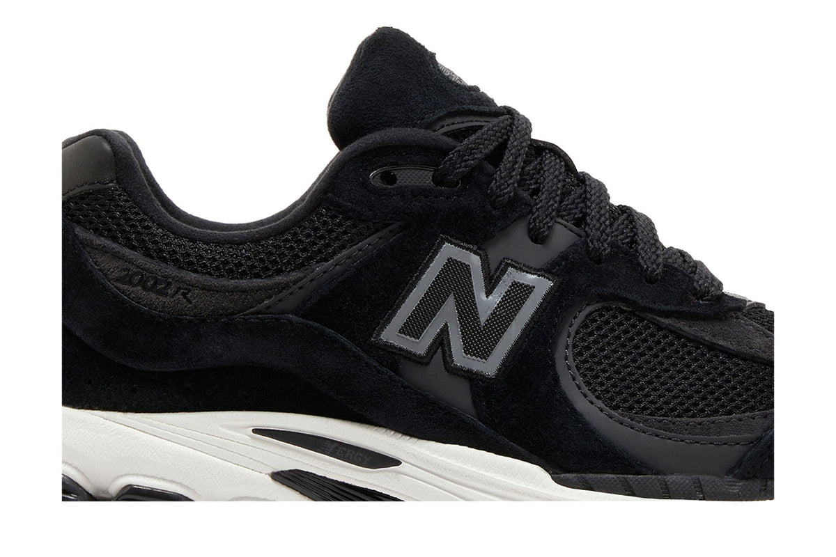 New Balance 2002R Black Gunmetal sneaker afbeelding 2 - stylecode M2002RBK